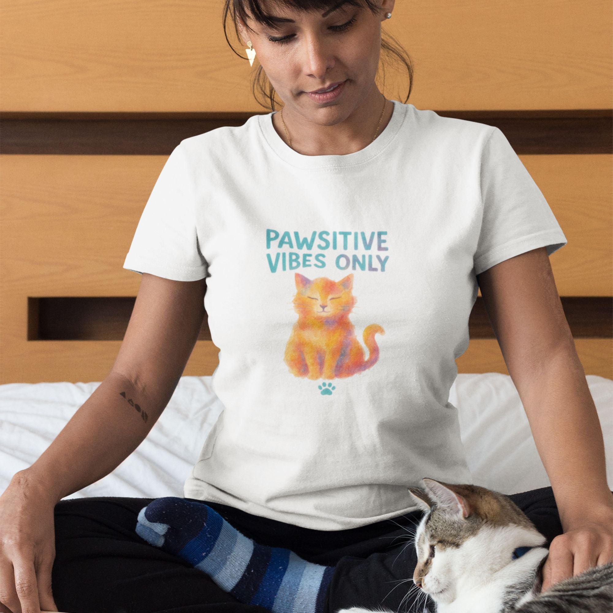 Pawsitive Vibes Only – Cat Comfort Tee